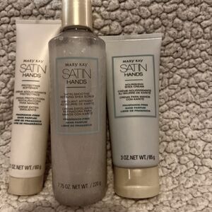 Satin hands Mary kay